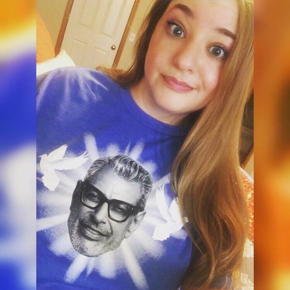 Meet your Posher, Jessica - Picture 2 of 9